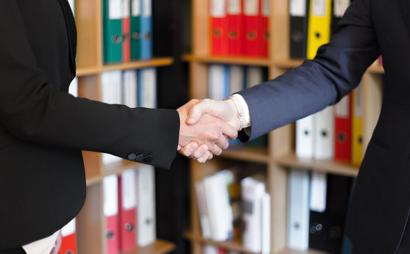 Приглашаем адвокатов к сотрудничеству